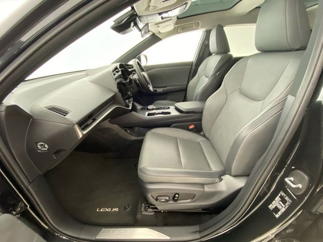 Image for 2025 Lexus RZ 300e Executive