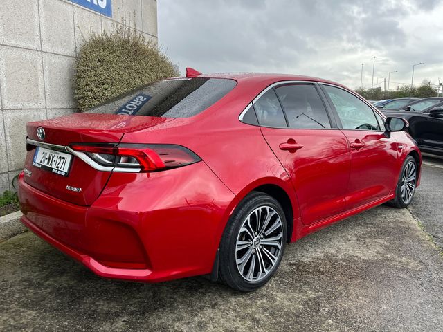 Image for 2021 Toyota Corolla LUNA SPORT SALOON HYBRID AUTOMATIC 1.8 PETROL //LOW MILES//SAT NAV//HEATED FRONT AND REAR SEATS//REVERSE CAMERA//ADAPTIVE CRUISE CONTROL//