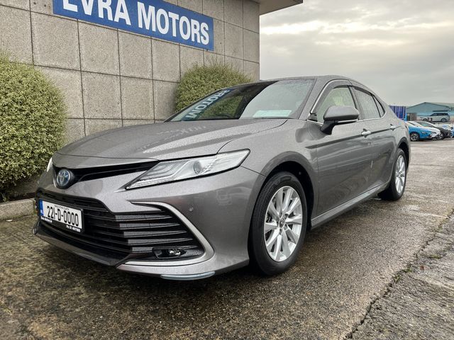 Image for 2022 Toyota Camry HYBRID AUTOMATIC 2.5 PETROL //ADAPTIVE CRUISE CONTROL//KEYLESS ENTRY//REVERSE CAMERA//