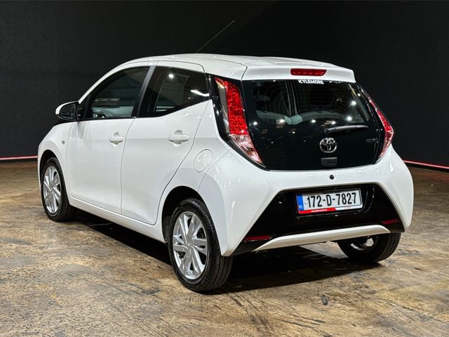 Image for 2017 Toyota Aygo 1.0 MANUAL "X-play+" - REVERSE CAMERA - AIR CONDITIONING