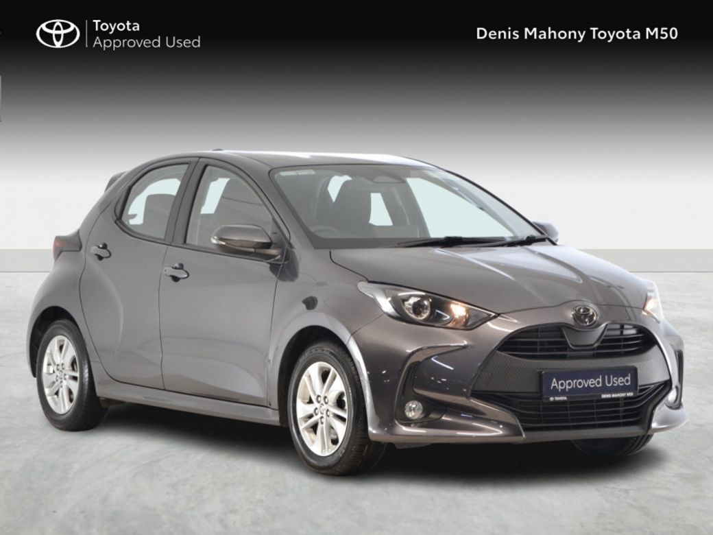 Image for 2025 Toyota Yaris Hybrid Luna Auto