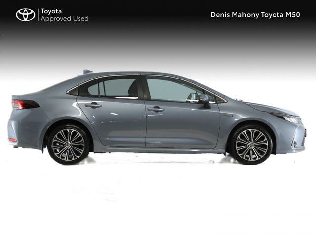 Image for 2022 Toyota Corolla Hybrid Luna Sport Auto