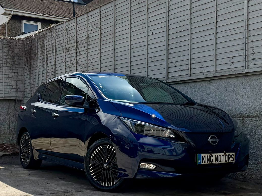 Image for 2024 Nissan Leaf TEKNA TOP SPEC / APPLE & ANDROID AUTO / NAV / CRUISE / HALF ALCANTARA-LEATHER / PARK SENSORS / ONE OWNER / *FINANCE PACKAGES AVAILABLE*