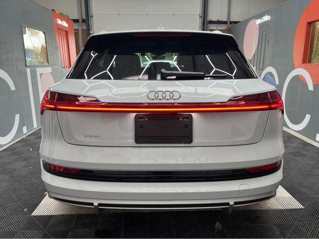 Image for 2022 Audi e-tron €35950 2022 AUDI E-TRON 50 QUATTRO S-LINE AUTOMATIC / CRUISE CONTROL / 360° CAMERA / ELECTRIC MEMORY & HEATED SEATS / PADDLE SHIFTERS / PANORAMIC SUNROOF / AMBIENT LIGHTS / APPLE CARPLAY AND MORE