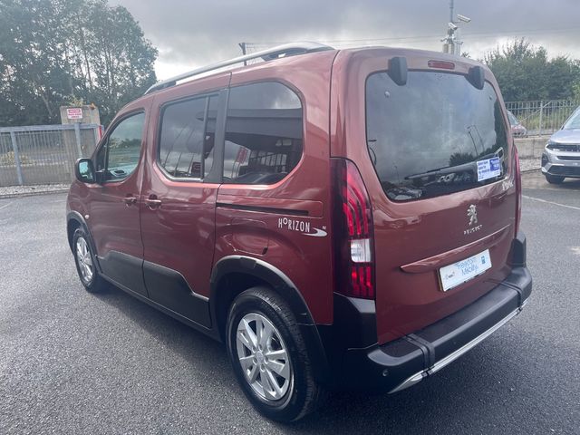 Image for 2019 Peugeot Rifter Wheelchair Access