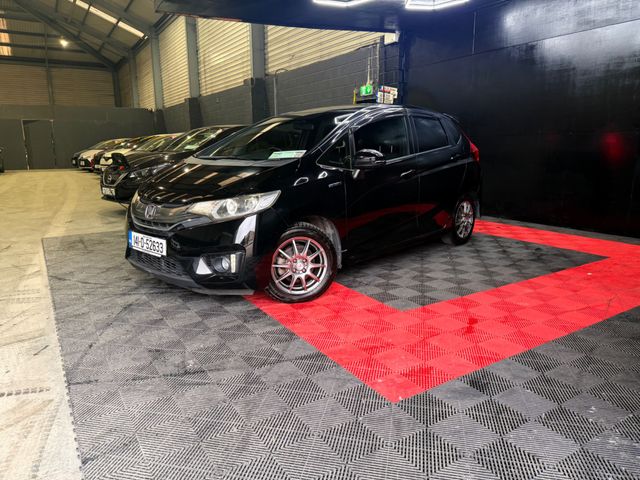 Image for 2014 Honda Fit DAA GP5