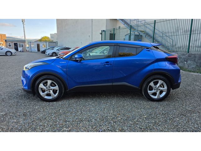 Image for 2018 Toyota C-HR Hybrid 