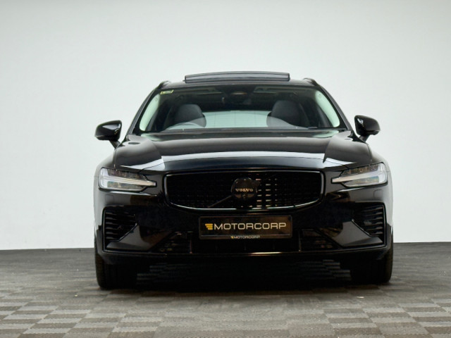 Image for 2025 Volvo V60 ULTRA DARK T8 2.0 AWD 455HP *PAN ROOF*