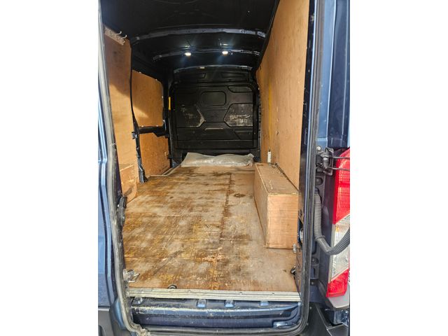 Image for 2023 Ford Transit 350L 2.0TD130 M6 RWD