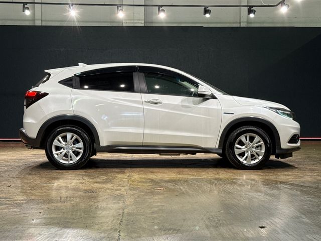 Image for 2020 Honda Vezel 1.5 HYBRID AUTOMATIC - ALLOY WHEELS - MULTI FUNCTION STEERING WHEEL - CRUISE CONTROL - LANE KEEP ASSIST - HEATING / AC CONTROLS - REVERSE CAMERA 