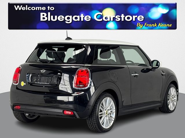 Image for 2023 Mini Cooper ELECTRIC LEVEL 2**FRONT HEATED SEATS**REVERSE CAMERA**PARKING SENSORS**DUAL CLIMATE CONTROL**DIGITAL MEDIA DISPLAY**KEYLESS START**FINANCE ARRANGED**