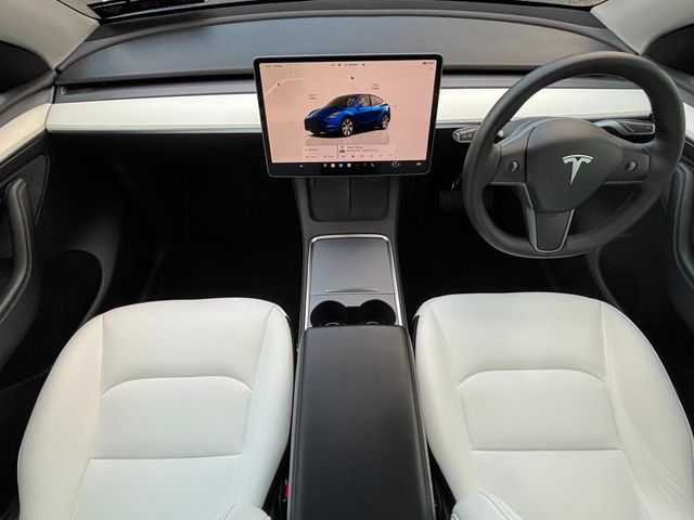 Image for 2022 Tesla Model Y WHITE INTERIOR Long-Range Dual Motor AWD