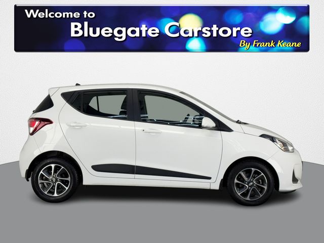 Image for 2019 Hyundai i10 DELUXE**MULTIFUNCTIONAL STEERING WHEEL**AIR CONDITIONING**ELECTRIC MIRRORS**BLACK/BLUE CLOTH INTERIOR**ISOFIX**FINANCE ARRANGED**