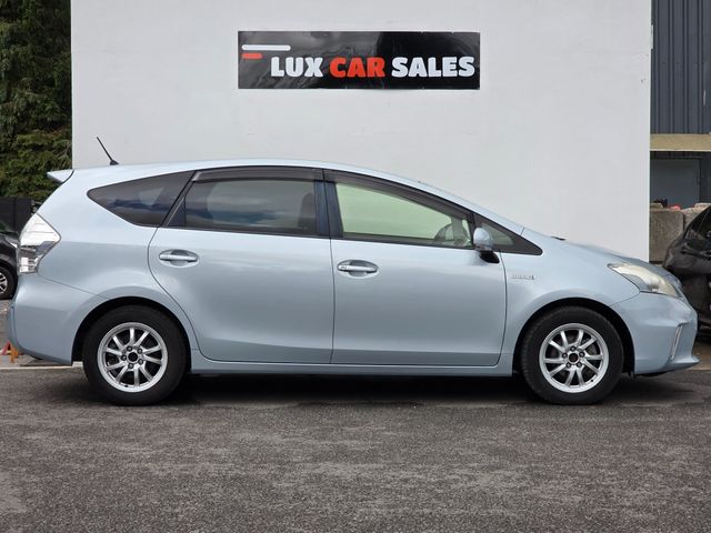 Image for 2013 Toyota Prius Alpha 1.8 VVT-I HYBRID AUTOMATIC // 7 SEATERS // NEW NCT
