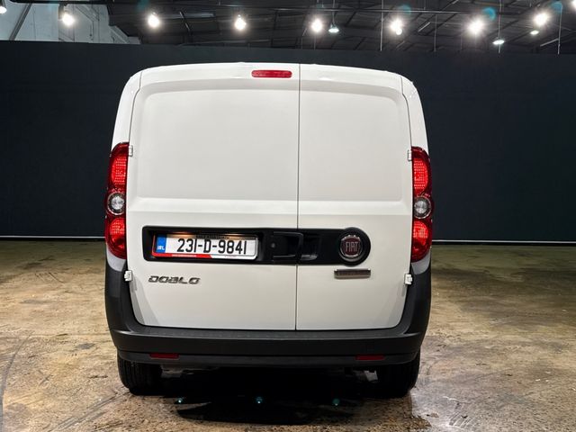 Image for 2023 Fiat Doblo 6 SPEED MANUAL 1.6 TDI - A/C HEATING CONTROLS (PRICE IS EXCLUDING VAT)