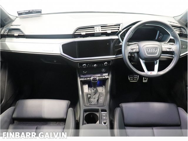 Image for 2024 Audi Q3 45 TFSI E S Tronic S line