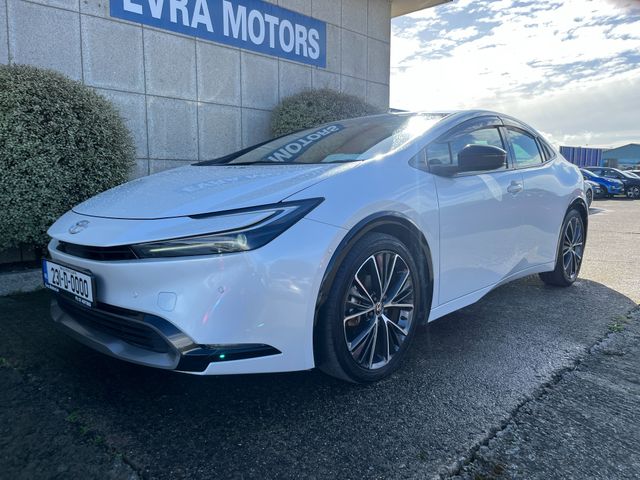 Image for 2023 Toyota Prius Z HYBRID AUTOMATIC 2.0 PETROL //MASSIVE SPEC//FULL LEATHER//HEATED AND COOLED SEATS//HEATED STEERING WHEEL//360 PARKING CAMERAS//KEYLESS ENTRY//ADAPTIVE CRUISE CONTROL//