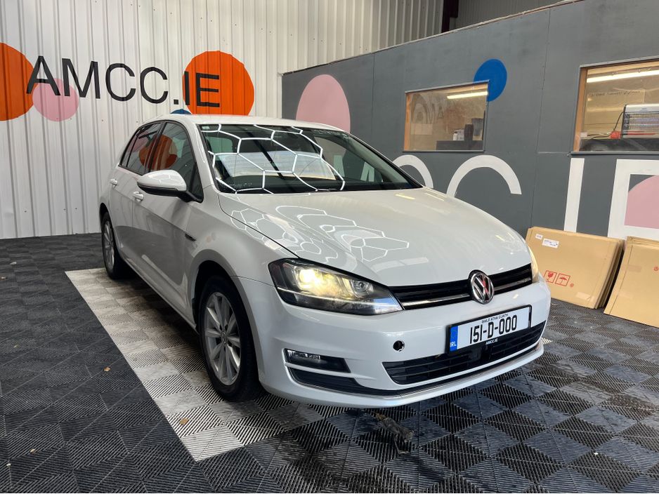Image for 2015 Volkswagen Golf €13950 2015 VOLKSWAGEN GOLF LOUNGE 1.2 AUTOMATIC / CRUISE CONTROL / REVERSE CAMERA / PADDLE SHIFTERS AND MORE