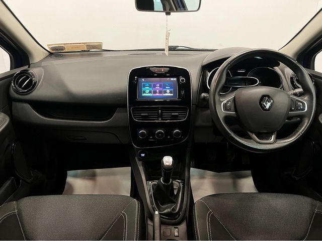 Image for 2017 Renault Clio IV DYNAMIQUE NAV 1.2 PETR 4DR