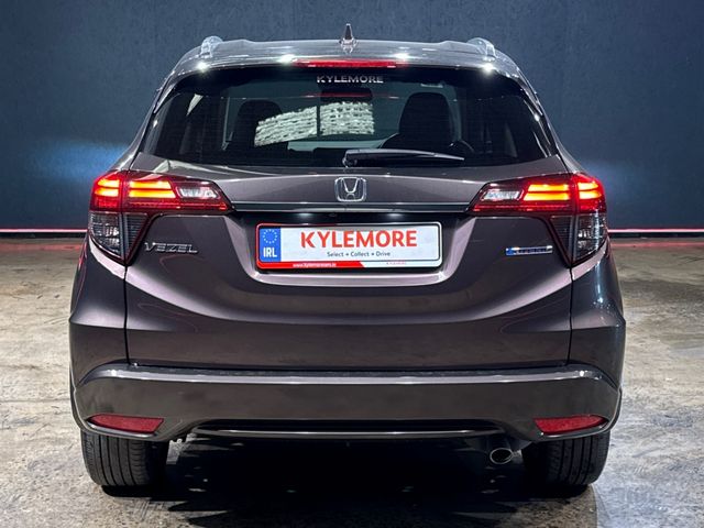 Image for 2018 Honda Vezel 1.5 HYBRID AUTOMATIC - BLACK HALF LEATHER SEATS - 17'' FACTORY ALLOYS - HEATED SEATS