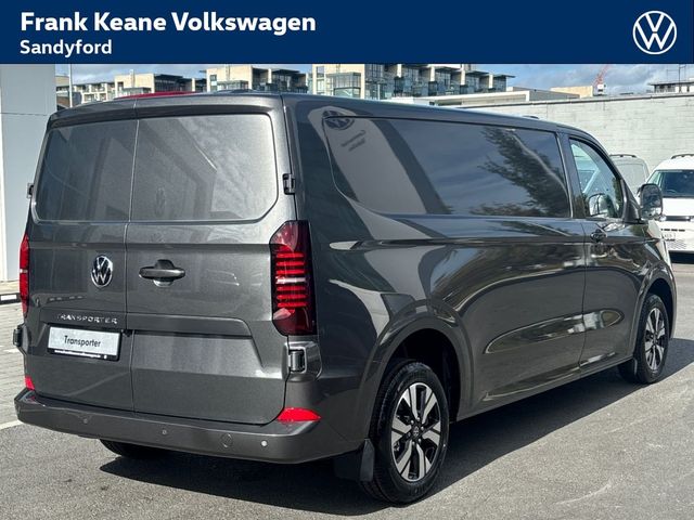 Image for 2026 Volkswagen Transporter HIGHLINE AUTO 30 LWB 150BHP *5 YEAR WARRANTY* *17" MONTE CARLO ALLOYS* *BODY COLOUR CODED BUMPERS* *APPLE CARPLAY/ANDROID AUTO* *REAR VIEW CAMERA* *FRONT AND REAR PARKING SENSORS*