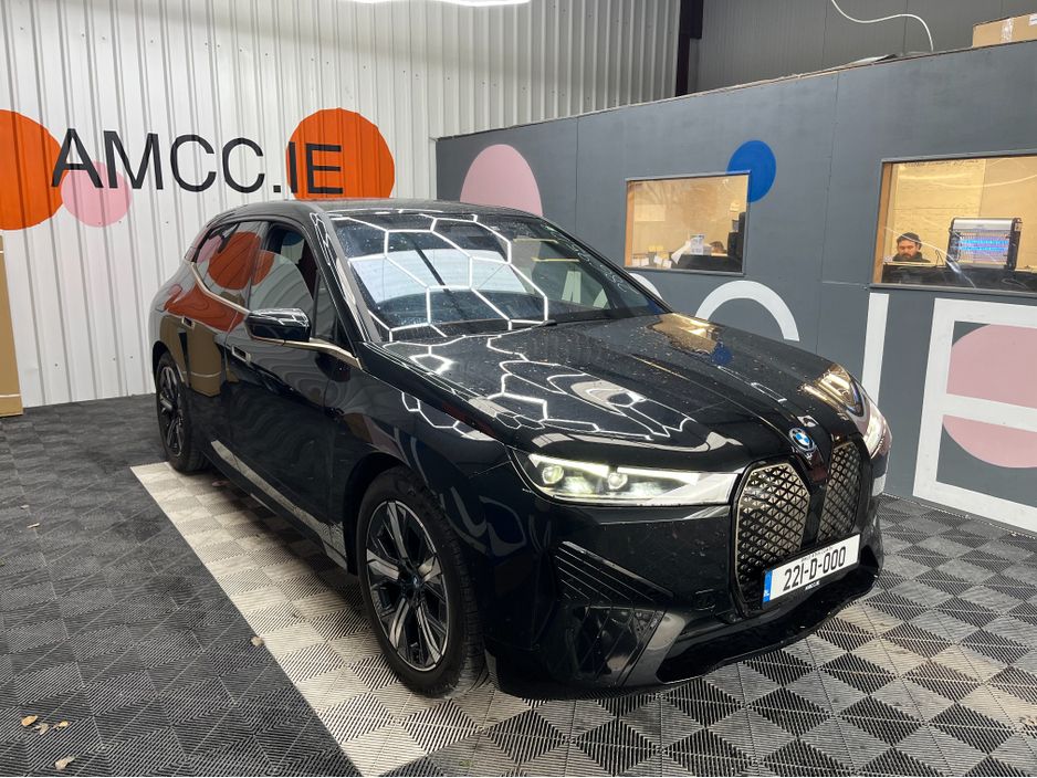 Image for 2022 BMW iX €39950 2022 BMW IX XDRIVE 40 SPORT PACKAGE AUTOMATIC / CRUISE CONTROL / 360° CAMERA / ELECTRIC MEMORY & HEATED SEATS / DIGITAL PANORAMIC SUNROOF / AMBIENT LIGHTS / APPLE CARPLAY AND MORE