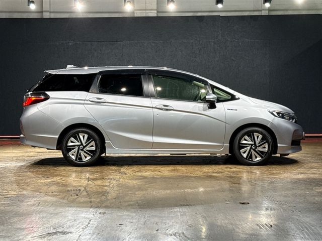Image for 2021 Honda Shuttle HYBRID 1.5L AUTOMATIC - CRUISE CONTROL - LANE KEEP ASSIST - ELECTRIC WINDOWS 