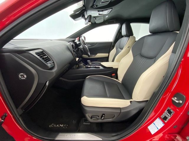 Image for 2023 Lexus NX 450H+ Executive