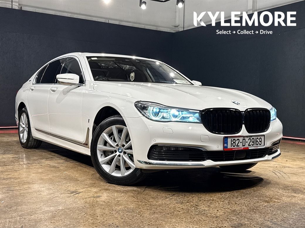 Image for 2018 BMW 7 Series 360/REVERSE CAMERA - ELECTRIC TAIL-GATE - FULL LEATHER HEATED ELECTRIC MASSAGING SEATS - SUNROOF - MULTI FUNCTION STEERING WHEEL - CRUISE CONTROL - LANE-KEEP ASSIST - PRIVACY CURTAINS REAR