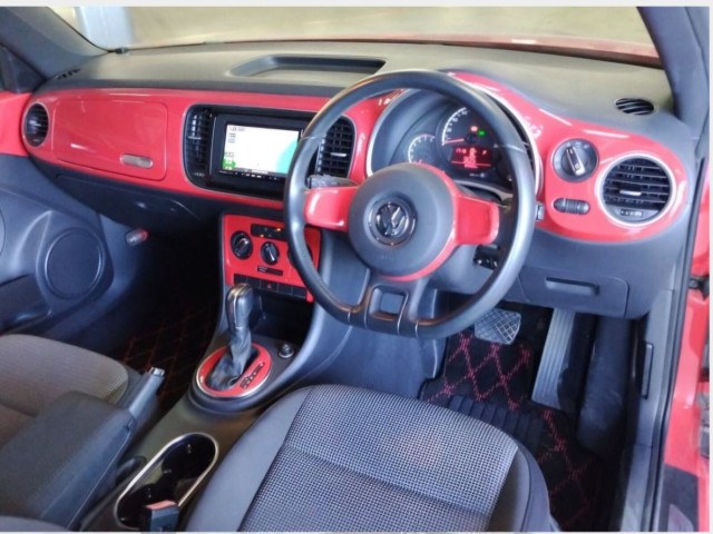 Image for 2015 Volkswagen Beetle Beetle Automatic