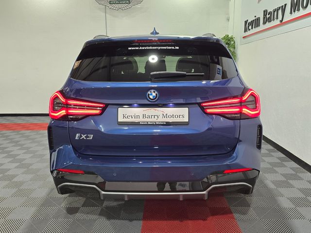 Image for 2022 BMW iX3 M SPORT (PAN ROOF / OYSTER LEATHER) AUTOMATIC **ONE OWNER / APPLE CARPLAY / DRIVING ASSIST PRO / ELECTRIC BOOTLID / ELECTRIC SUNROOF / HEATED STEERING WHEEL / SAT NAV / REVERSE CAMERA**