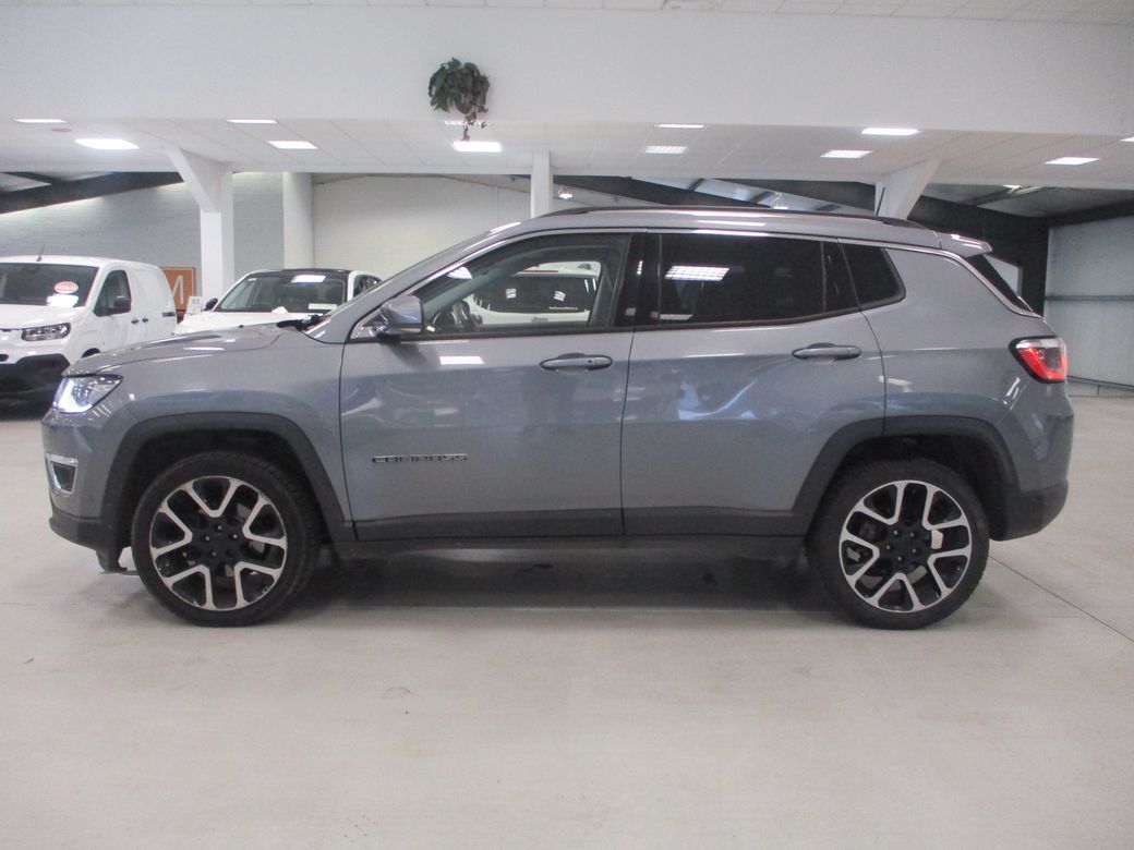 Image for 2018 Jeep Compass 2.0 Mjet 170HP AWD Limited 5DR-4X4-LEATHER-PANORAMIC ROOF-LOW KM'S