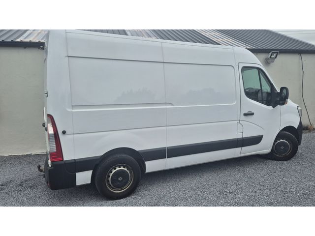 Image for 2020 Renault Master MWB