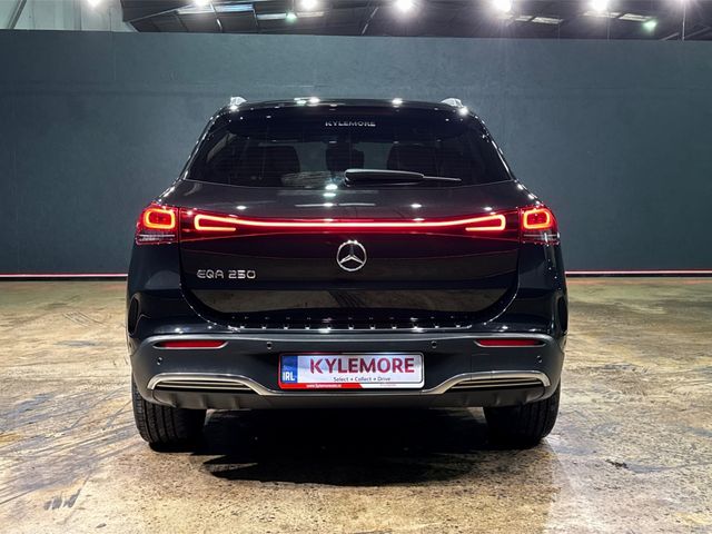 Image for 2022 Mercedes-Benz EQA EQA 250 AMG LINE - HEATED SEATS - REVERSE CAMERA - AMBIENT LIGHTING - ELECTRIC TAILGATE
