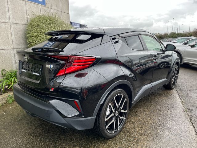 Image for 2022 Toyota C-HR GR AUTOMATIC HYBRID 1.8 PETROL //HIGH SPEC//GR STYLING//ADAPTIVE CRUISE CONTROL//KEYLESS ENTRY//HEATED SEATS//