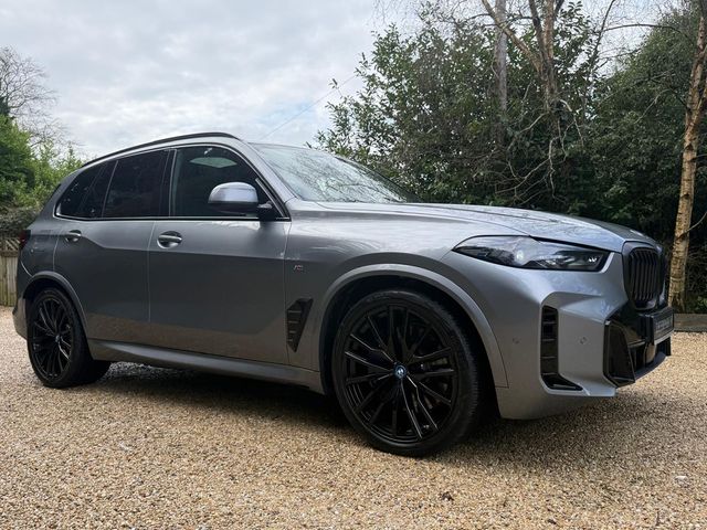 Image for 2025 BMW X5 50E M SPORT PRO XDRIVE *Tech Pack…SkyLounge…22 inch Alloys*