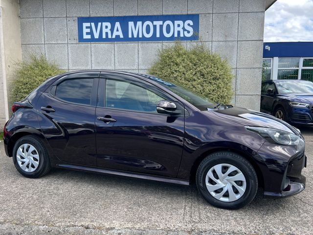 Image for 2020 Toyota Yaris HYBRID X AUTOMATIC 1.5L PETROL//KEYLESS ENTRY//REVERSE CAMERA/ADAPTIVE CRUISE CONTROL//