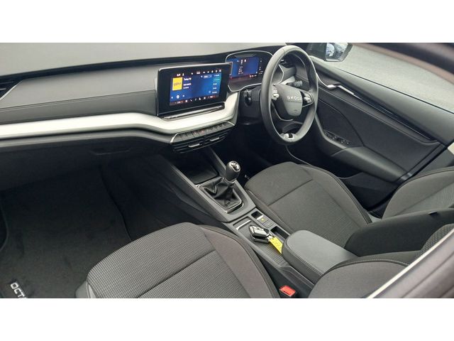 Image for 2025 Skoda Octavia Selection 2.0TDI 115HP **REAR VIEW CAMERA, APP CONNECT, 