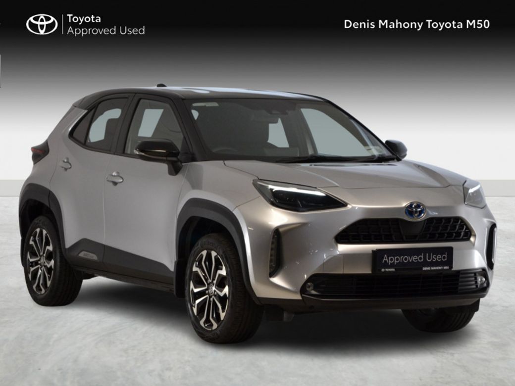 Image for 2023 Toyota Yaris Cross Hybrid Luna Sport Auto