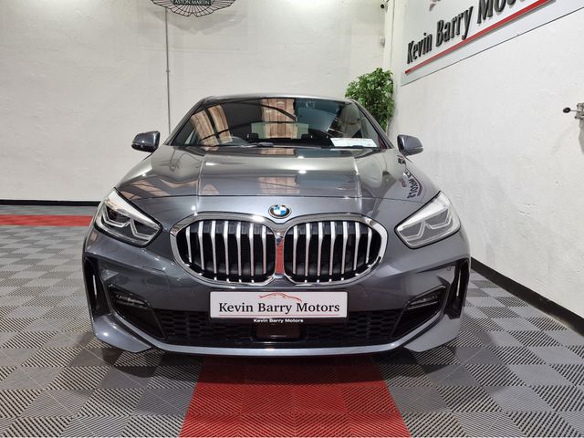 Image for 2021 BMW 1 Series 118D M SPORT AUTOMATIC **TOP SPEC / 18" M SPORT ALLOYS / APPLE CARPLAY / ACTIVE CRUISE CONTROL / COMFORT ACCESS / ELECTRIC DRIVER SEAT / ELECTRIC BOOTLID / REVERSE CAMERA / WIRELESS PHONE CHARGING**