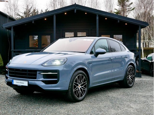 Image for 2025 Porsche Cayenne COUPE V6 E-HYBRID