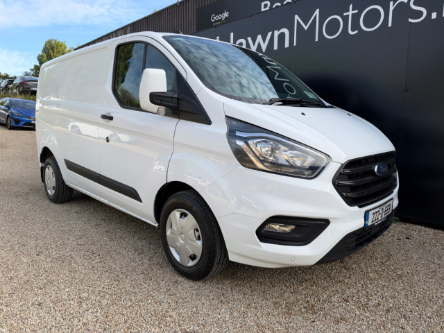 Image for 2022 Ford Transit Custom TREND 2.0 TDCI SWB // PRICE EXCL. VAT // WET BELT/TIMING BELT JUST REPLACED // 07/27 CVRT // ONE OWNER // AIR CON, CRUISE AND APPLE CARPLAY/ANDROID AUTO // FULL SERVICE HISTORY // 
