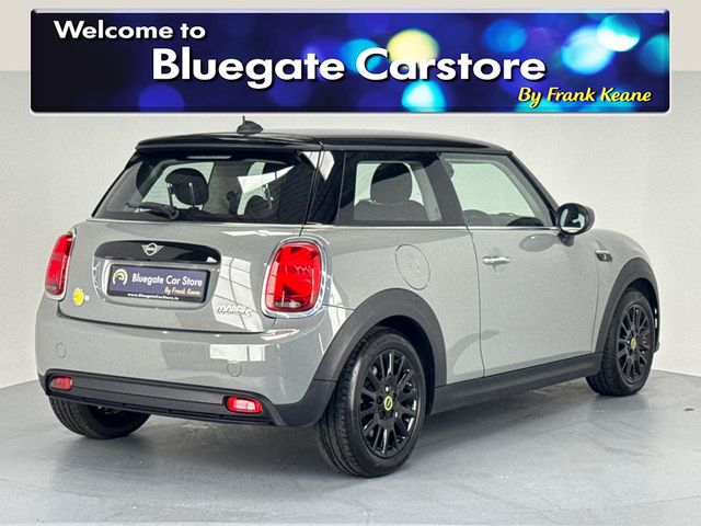 Image for 2022 Mini Cooper ELECTRIC LEVEL 1**MULTIFUNCTIONAL STEERING WHEEL**TOUCH SCREEN MEDIA DISPLAY**APPLE CARPLAY**KEYLESS START**DIGITAL DASH**CLOTH INTERIOR**AIR CONDITIONING**FINANCE AVAILABLE**