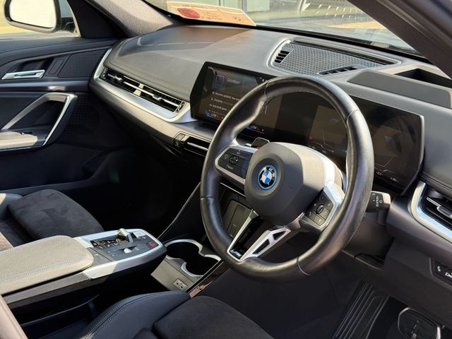 Image for 2023 BMW iX1 xDrive30 M Sport