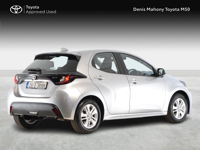Image for 2025 Toyota Yaris Hybrid Luna Auto