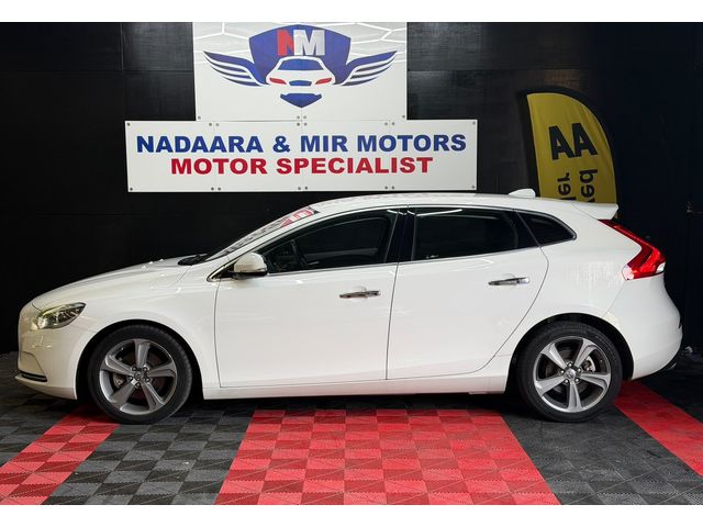 Image for 2015 Volvo V40 