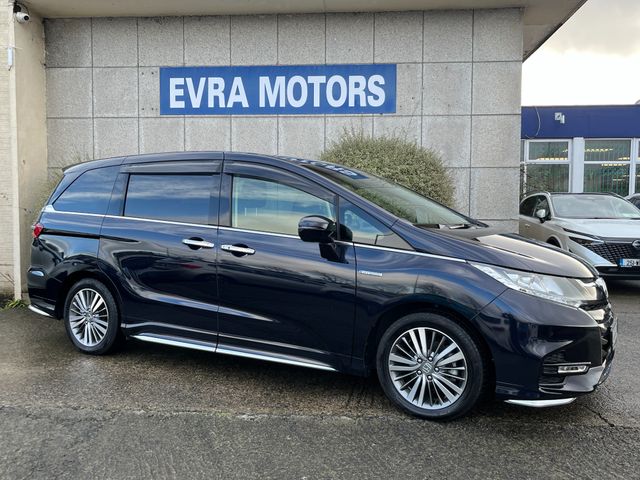 Image for 2020 Honda Odyssey 7 SEATER ABSOLUTE AUTOMATIC HYBRID 2.0 PETROL //HALF LEATHER SEATS//FULL ELECTRIC DRIVERS SEAT//KEYLESS ENTRY//POWER SLIDING REAR DOORS//HEATED SEATS//