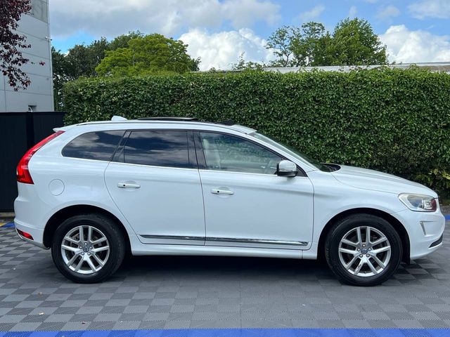 Image for 2017 Volvo XC60 D4 CLASSIC 2.0 D AUTO // OPENING PAN ROOF // LEATHER HEATED SEATS // REVERSE CAMERA