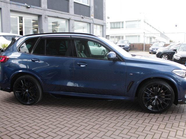 Image for 2019 BMW X5 3.0D 35DM-SPORT PLUS 5DR ESTATE AUTOMATIC // 360 CAMERAS // PANORAMIC SUNROOF //STUNNING JEEP // BUY WITH CONFIDENCE AA AND SIMI APPROVED DEALER 2026 // FINANCE ARRANGED // ALL TRADE INS WELCOME // 