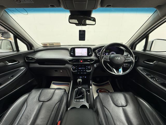 Image for 2020 Hyundai Santa Fe 7 SEAT 4WD Executive Plus 5DR